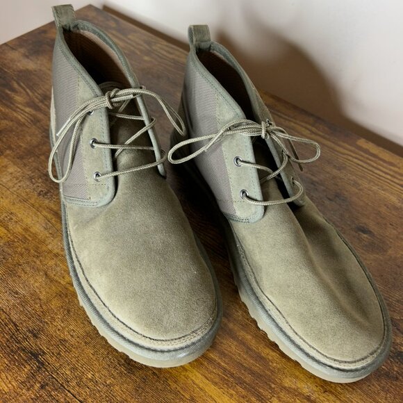 Men's Ugg Chukka Boots - Picture 1 of 4